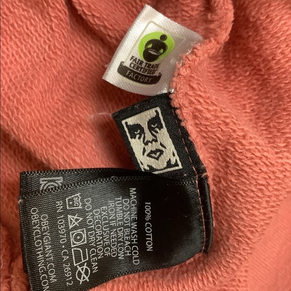 Obey hoodie sweatshirt in Men’s small - Picture 7 of 10